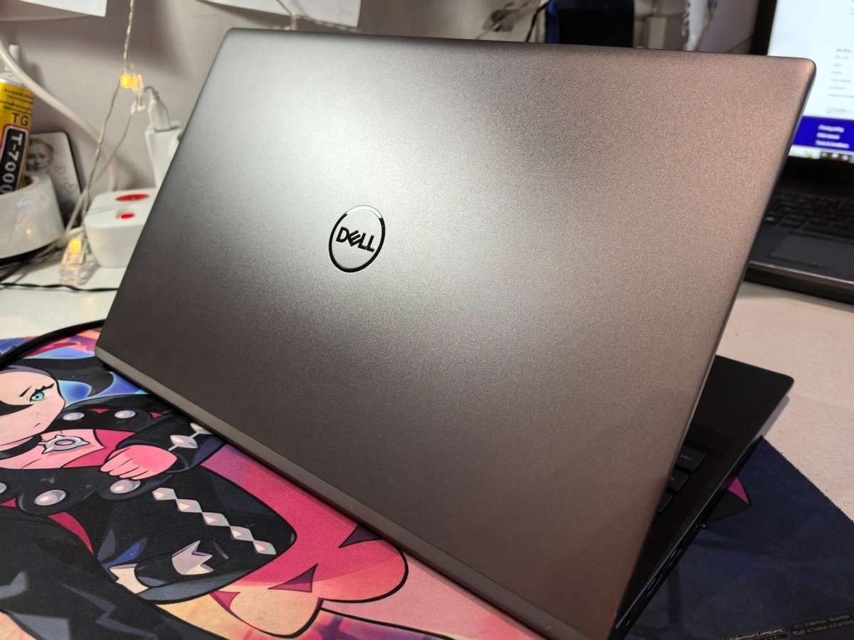 QUAD CORE i5-DELL INSPIRON 5510-i5-1035G1-8GB DDR4*256GB SSD*FHD