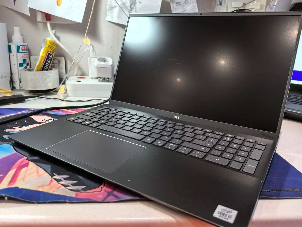 QUAD CORE i5-DELL INSPIRON 5510-i5-1035G1-8GB DDR4*256GB SSD*FHD