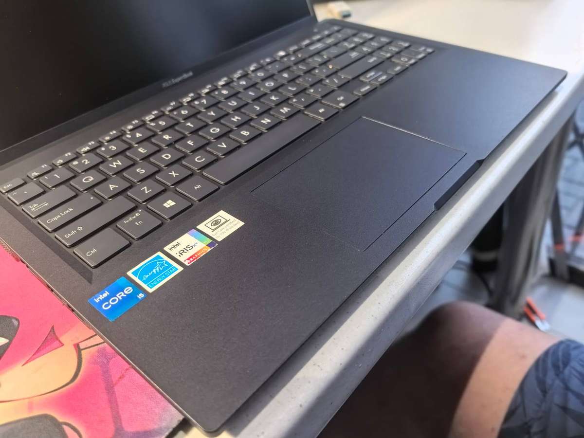 11th Gen Asus ExpertBook B5100, i5-1135g7, 12GB RAM, 512GB SSD, FHD, IRIS GRAPHICS