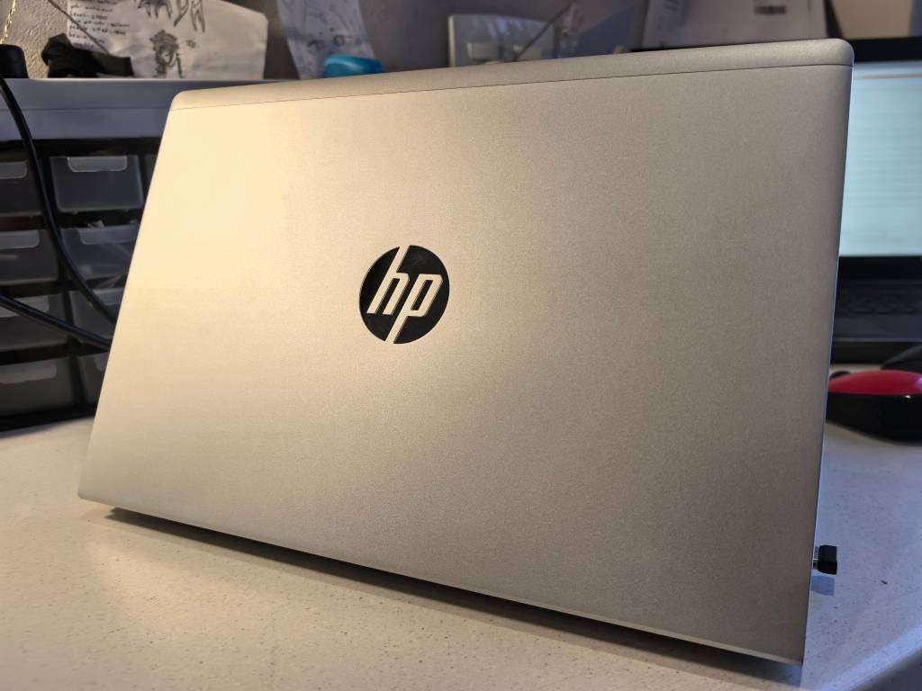 QUAD CORE i7-HP PROBOOK 640 G8-i7-1185G7-16GB DDR4-256GB SSD-HD-10 CORES-BACKLIT