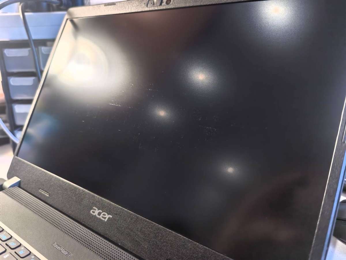 11th Gen Acer Travelmate P215 with i5-1135G7, 8GB DDR4, 512GB NVMe SSD, FHD