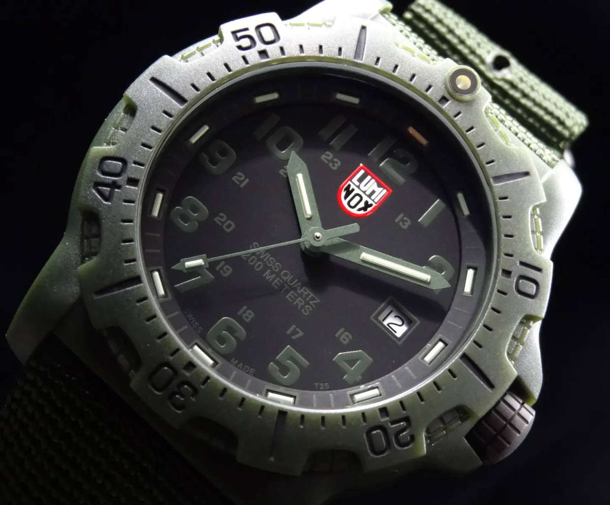Luminox Black Ops Carbon A.8817.GO WATCH