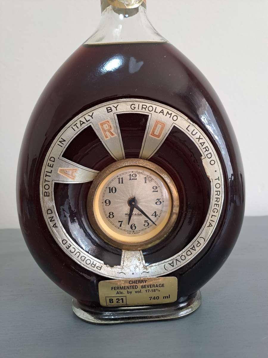 RARE GIROLAMO LUXARDO Italian Ardo  Wine With Mercedes Clock, 18%, 740ml