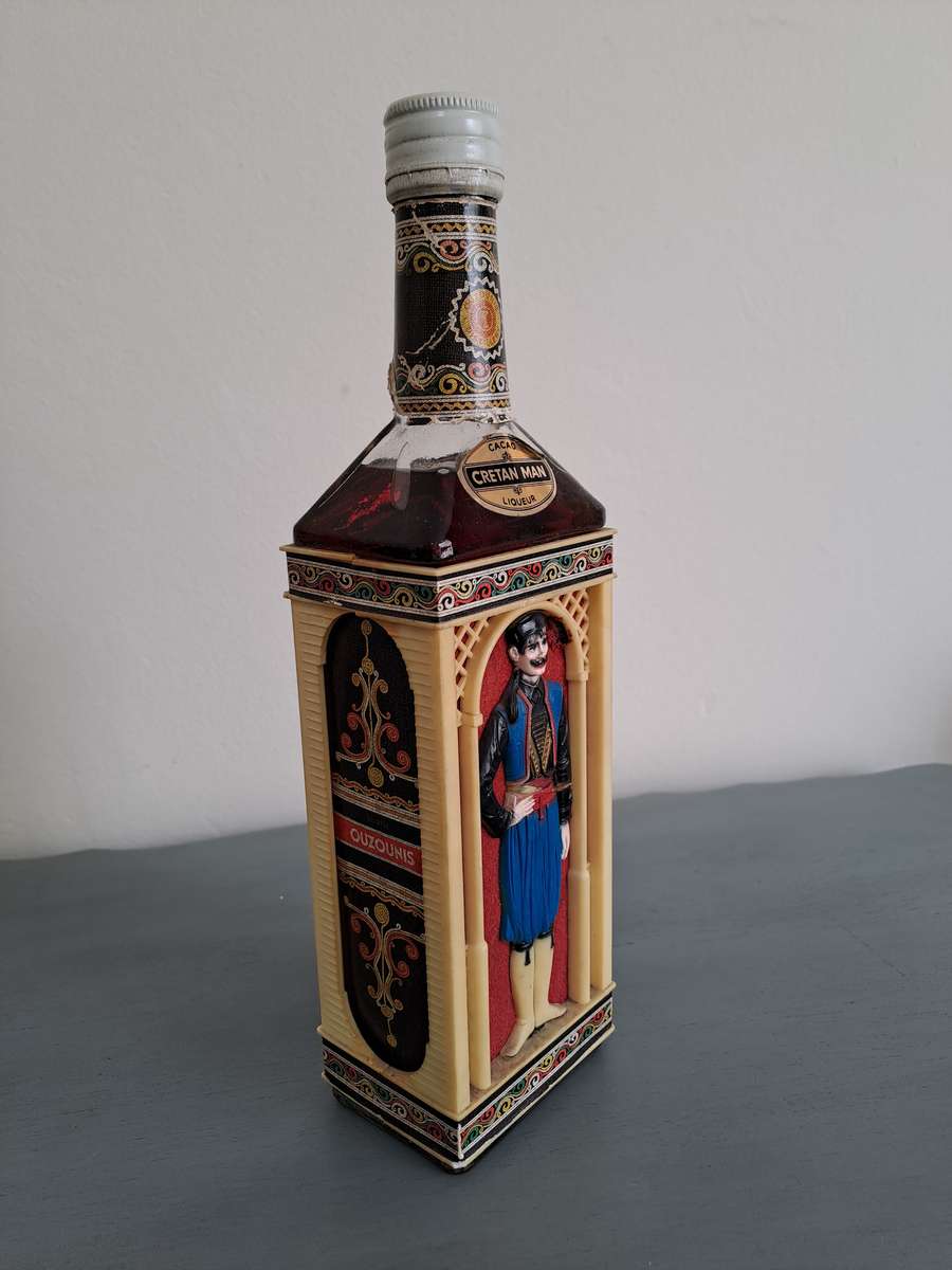 Rare Ouzounis Cretan Man Cacao Liqueur, Greece, 500ml. Sealed and full