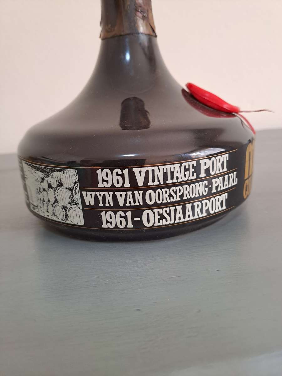 1961 Monis Collectors Port. 300 Year Anniversary Limited Edition. 750ml