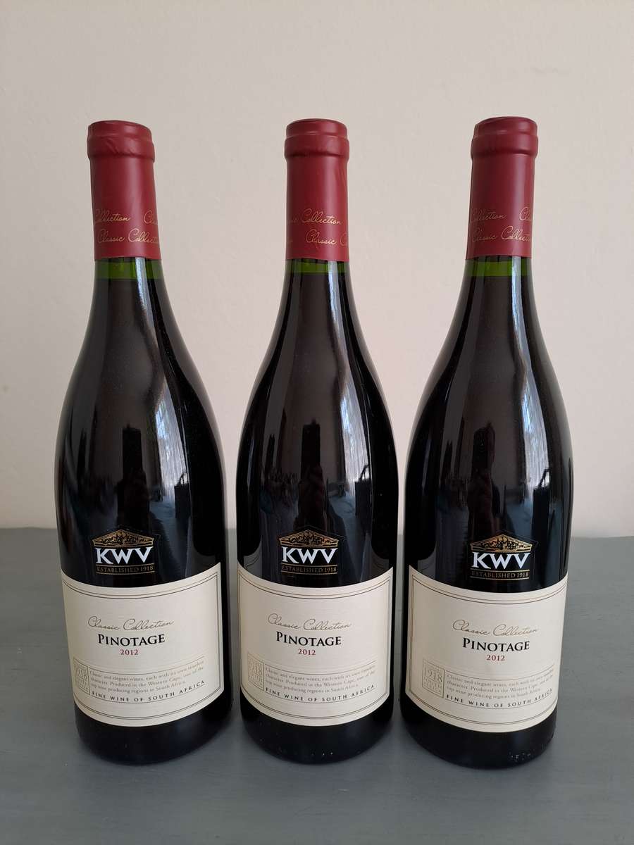 1 x 2012 KWV Classic Collection Pinotage, 750ml, 13.5%, Sealed and full