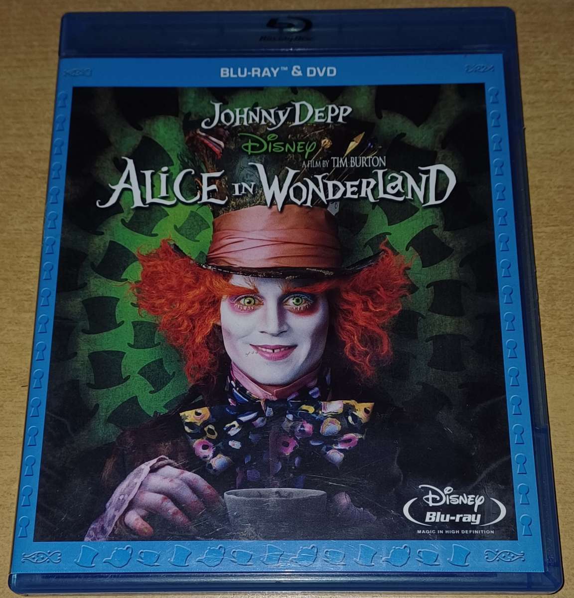 Alice In Wonderland - Johnny Depp (Blu-Ray + DVD)