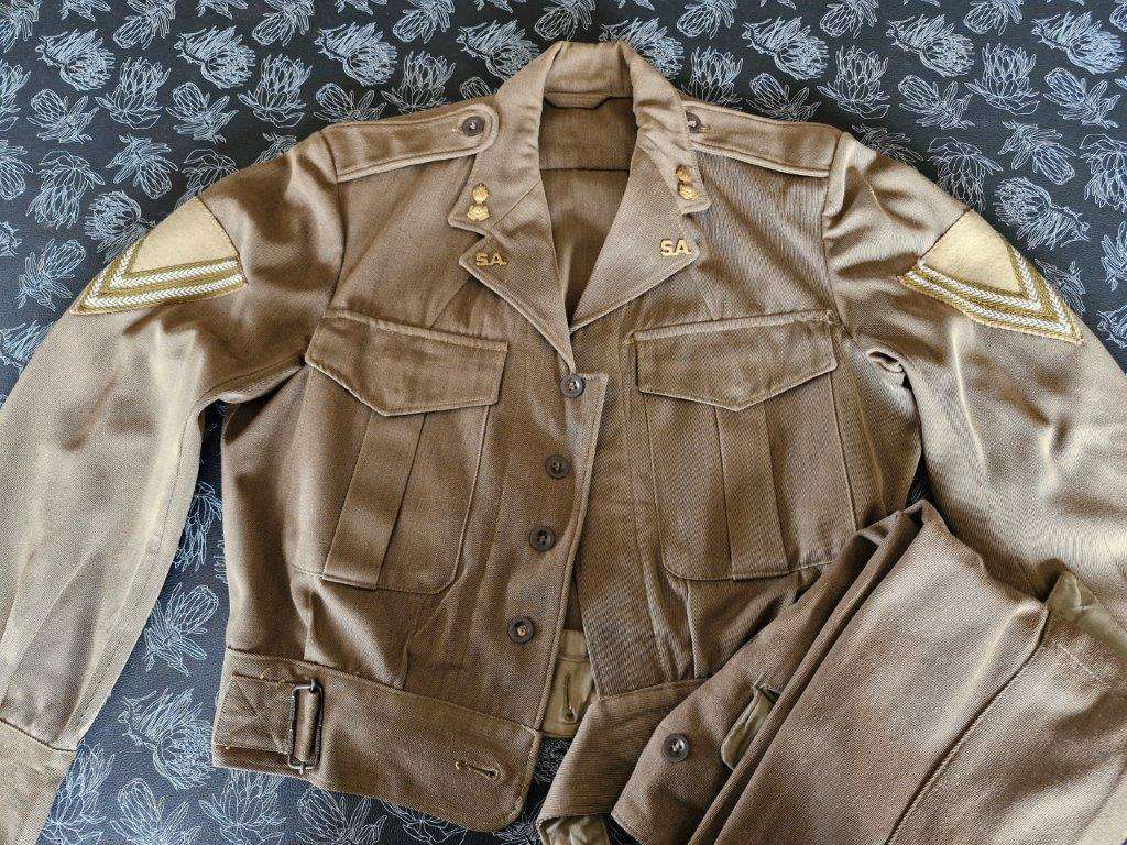 SADF Bunny Jacket and trousers. 42 Cm Armpit to armpit. Trousers 36 Cm across waist.