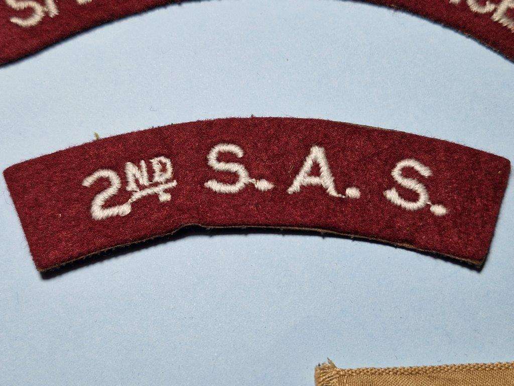 British 2nd Special Air Service cloth shoulder title.