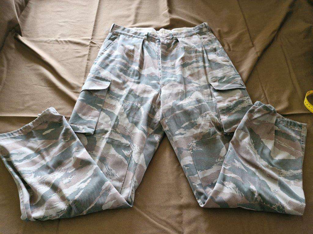South African Bush War Cuban Lizard pattern camo trousers. 41 Cm across the waist