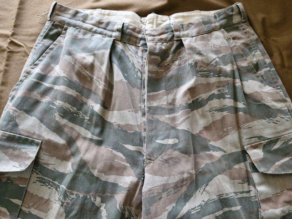 South African Bush War Cuban Lizard pattern camo trousers. 41 Cm across the waist