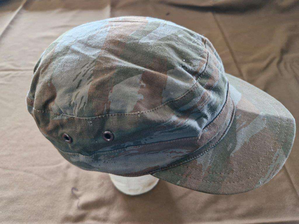 South African Bush War FAPLA Lizard pattern camo Cap. Size 55. Peak broken.