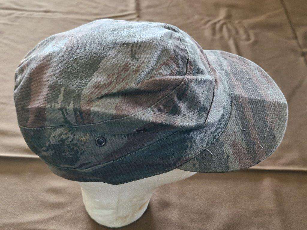 South African Bush War FAPLA Lizard pattern camo Cap. Size 56. Peak broken.