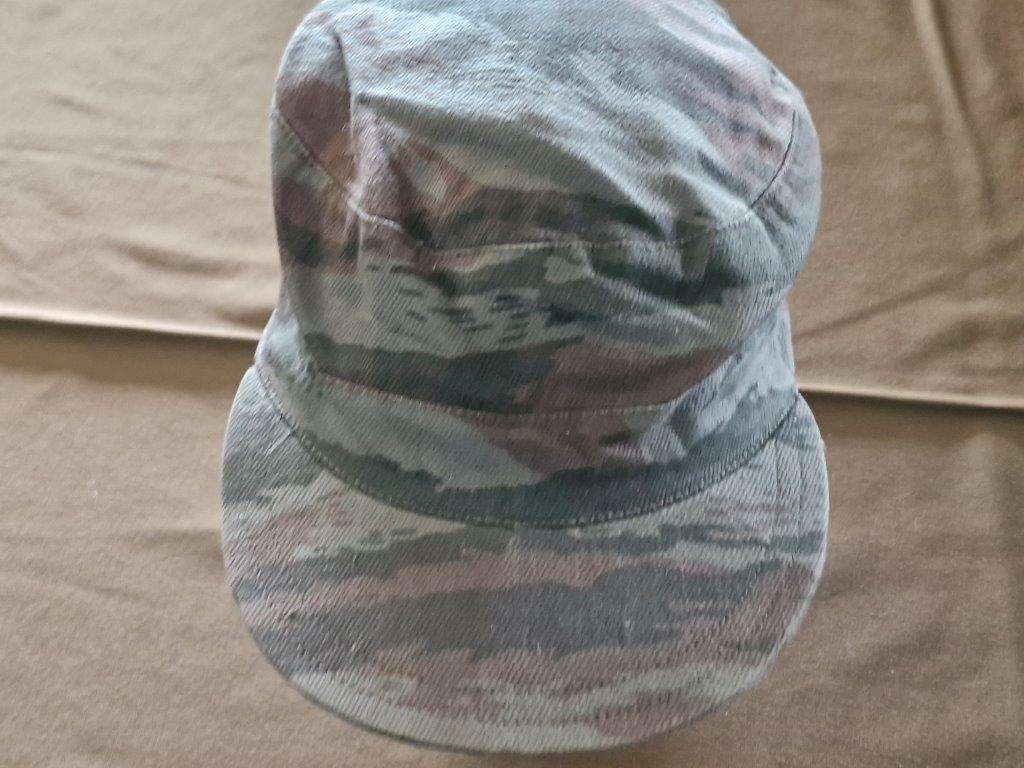 South African Bush War FAPLA Lizard pattern camo Cap. Size 56. Peak broken.