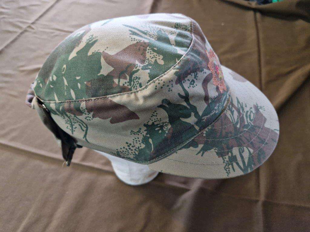 SAP Task Force camo Flap cap. Flap intact. 58 Cm.
