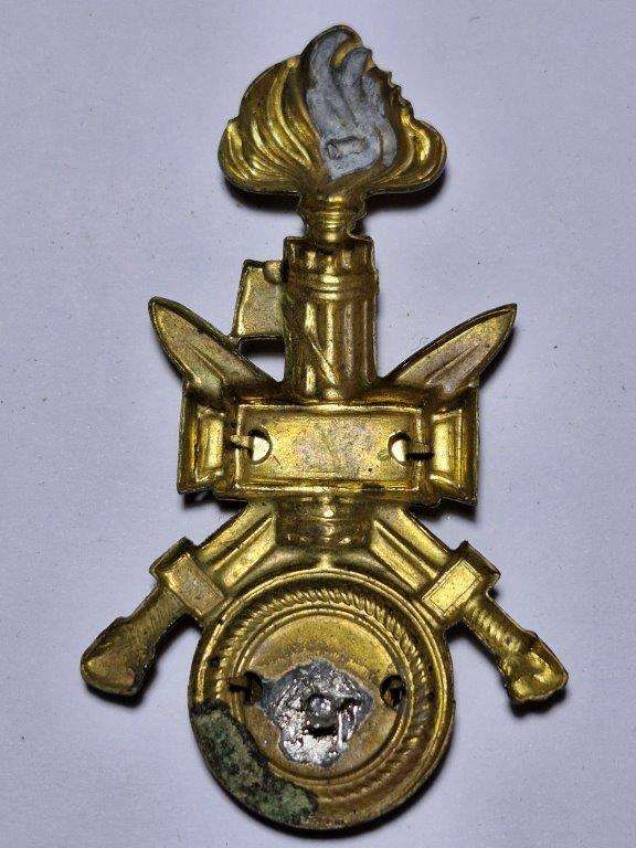 WW2 ITALIAN FASCIST BLACK SHIRT BATTALION IN EAST AFRICA CAP BADGE-NO LUGS