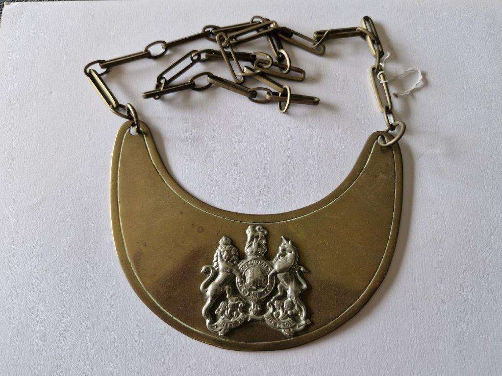 SOUTHERN RHODESIA CHIEFS GORGET PRE 1965