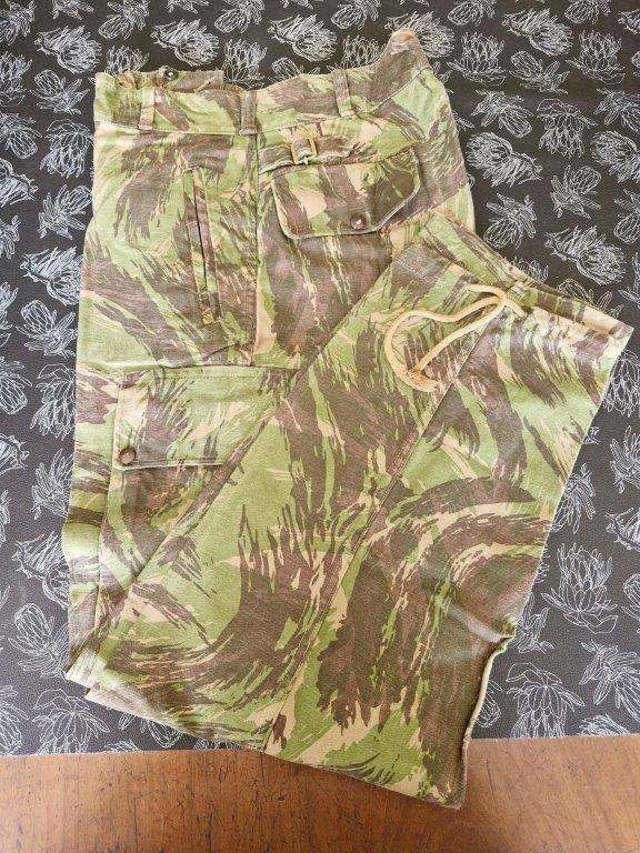 Portuguese Lizard pattern Camo trousers. 42 Cm across waist.