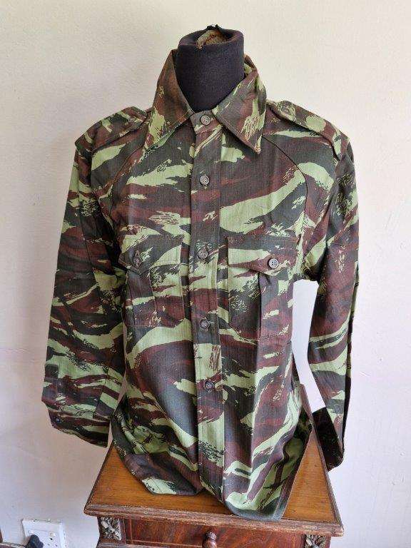 Rece copy French Lizard pattern Camo shirt. 51 Cm Armpit to Armpit.