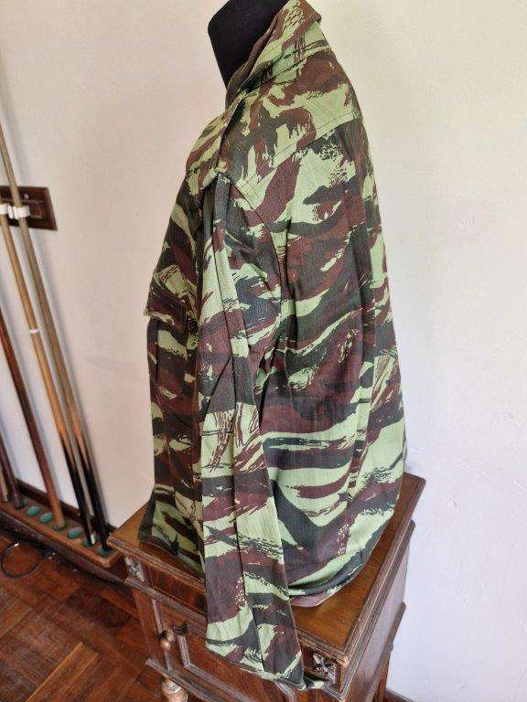 Rece copy French Lizard pattern Camo shirt. 51 Cm Armpit to Armpit.