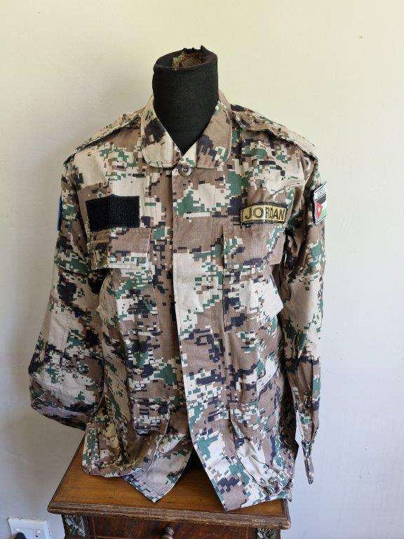 Jordanian KA2 Digital Camo Jacket. 53 Cm Armpit to Armpit.