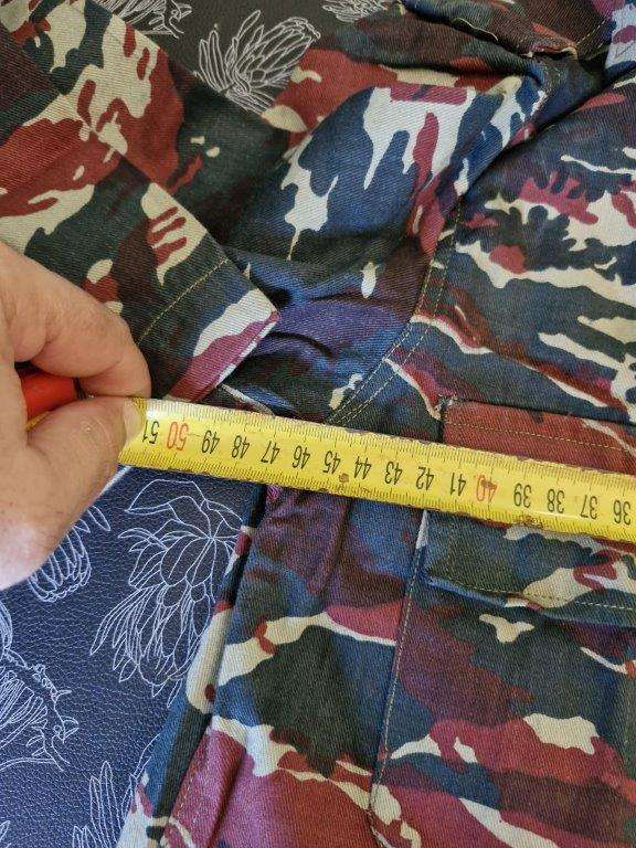 Unknown Camo Shirt. 47 Cm Armpit to Armpit.