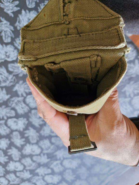 Rhodesian Bush War Ammunition pouch. Good condition.