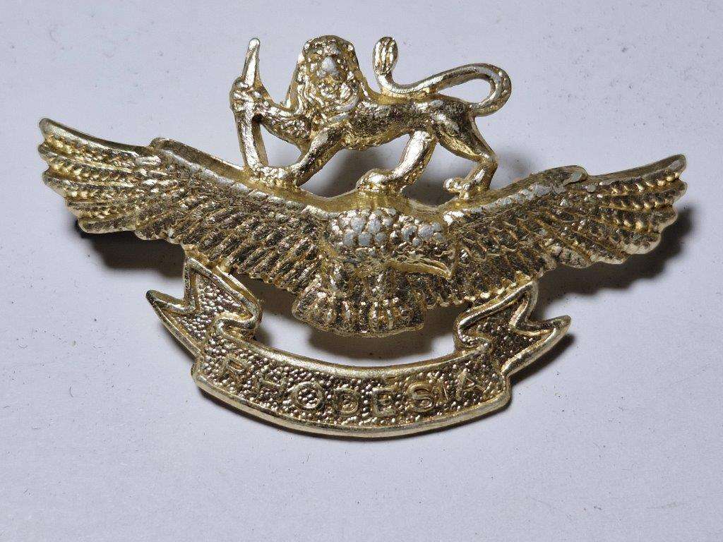 Rhodesian Air Force Cap Badge.