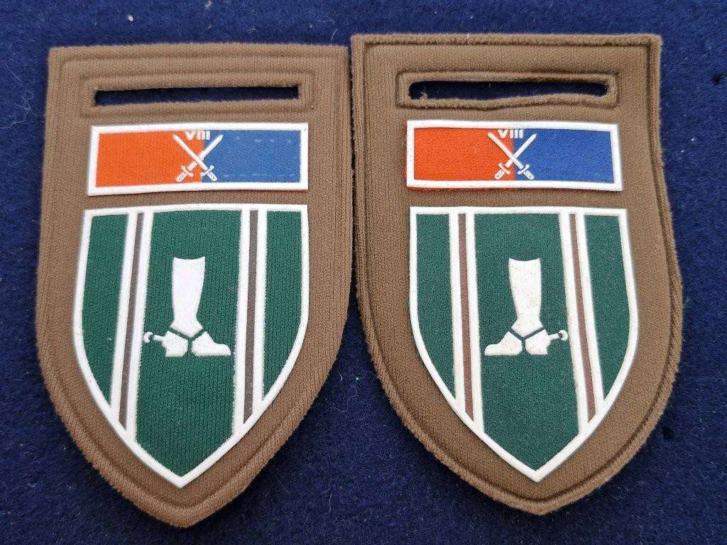 Pair of SADF Natal Mounted Rifles shoulder flashes with 8th Armoured Division Command bar.