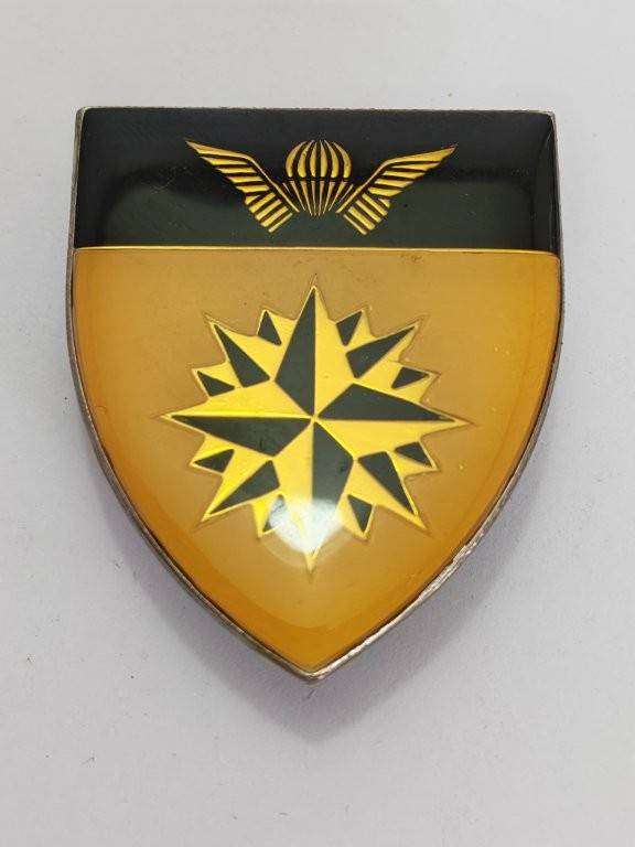 SADF 5 Reconnaissance Commando Pocket Flash (5 Recce). Pins intact.