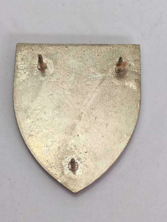 SADF 5 Reconnaissance Commando Pocket Flash (5 Recce). Pins intact.