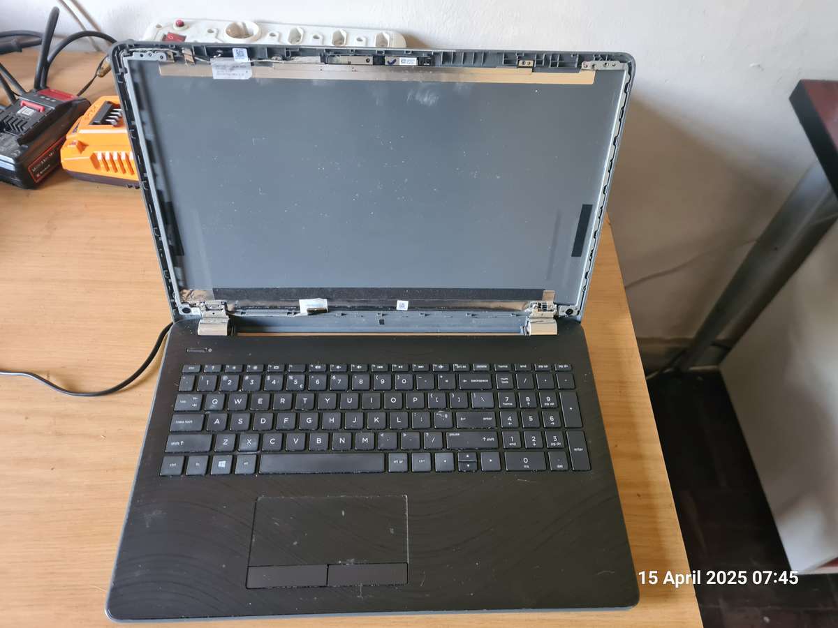 HP Notebook - 15-bs004ni for spares