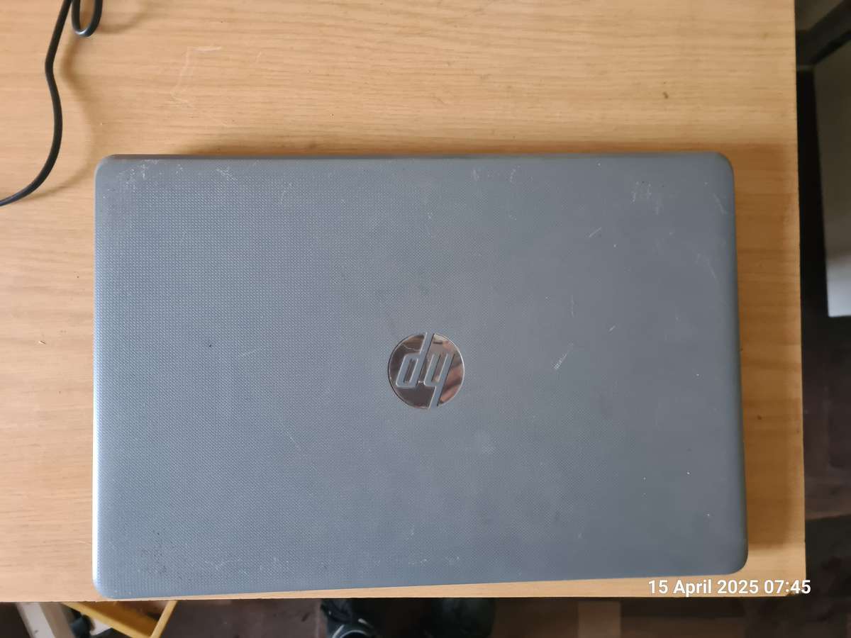 HP Notebook - 15-bs004ni for spares