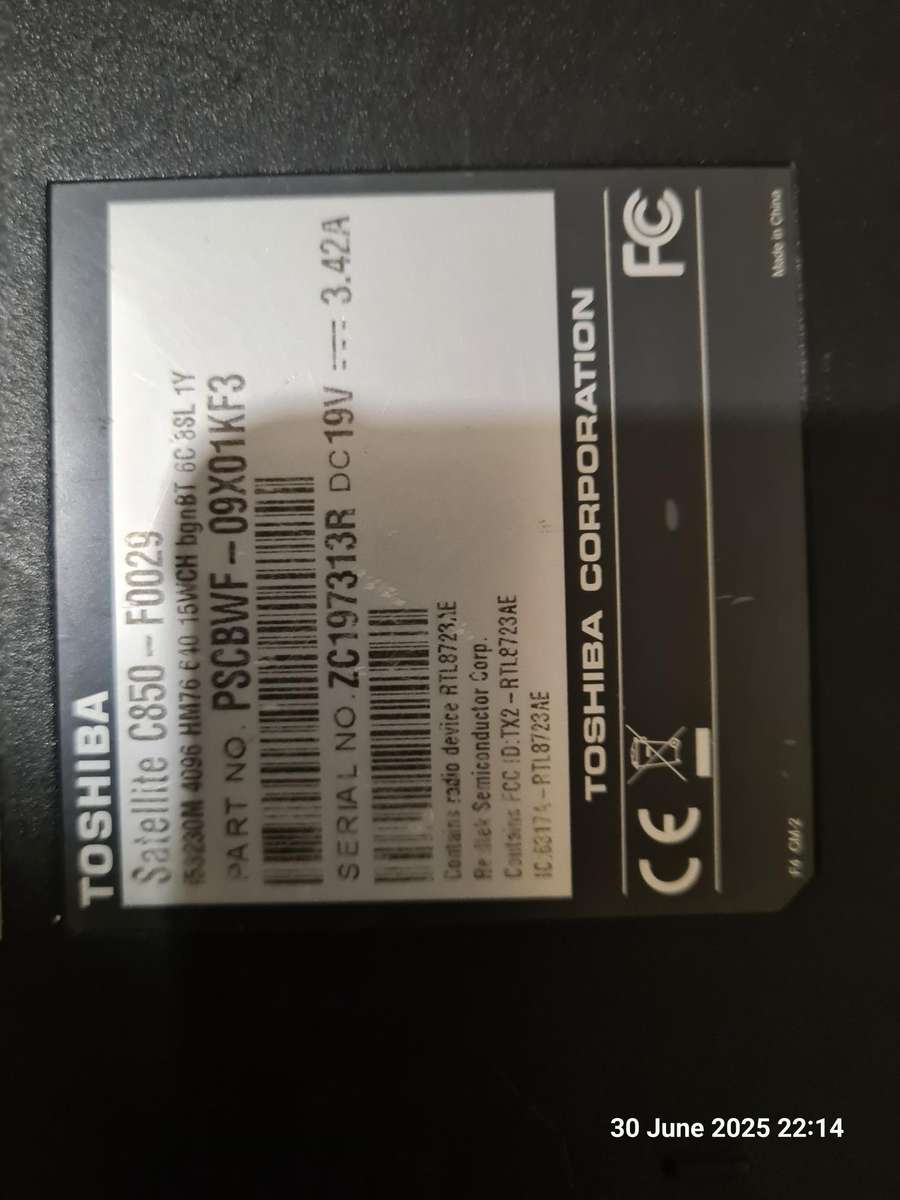 Toshiba Satellite C850 - For repairs