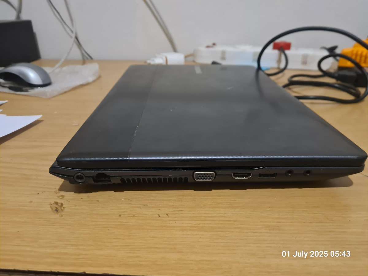 samsung np300e5c