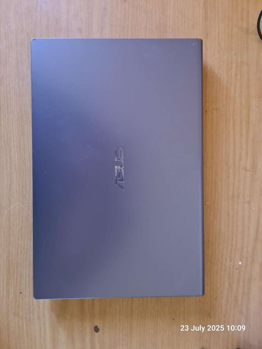 ASUS x409F i3 10th Gen -  4GB ram - Hard drive removed. Charger not included