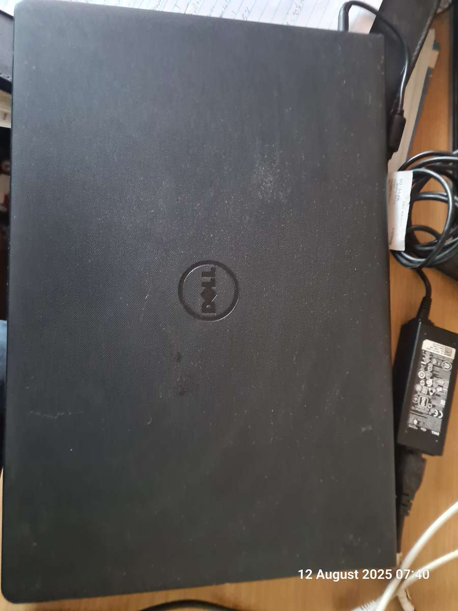 Dell Inspirion 15 - i3 6th gen, 4gb ram - Read decription
