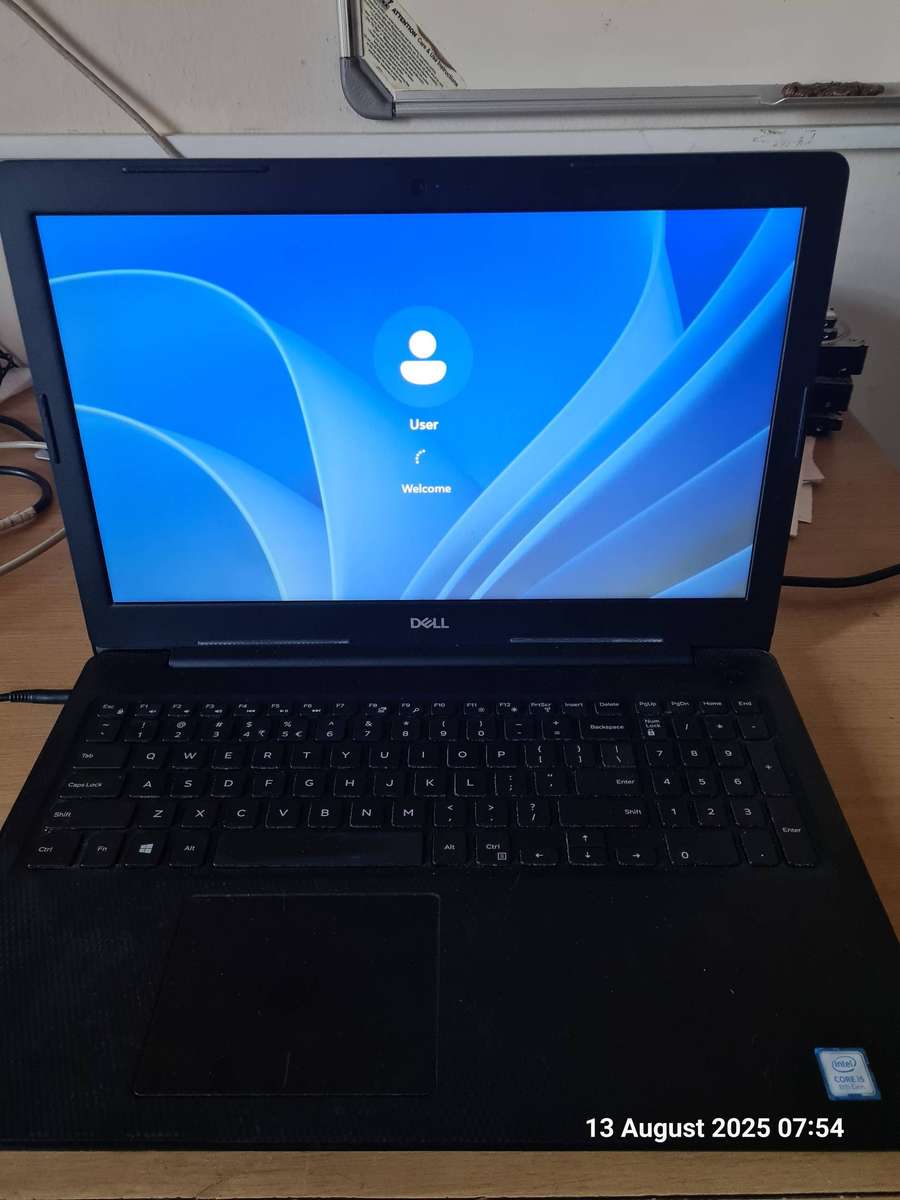 ***Late entry*** Dell Inspirion 15 - i5 8th gen, 8gb ram, 1TB HDD- Faulty battery