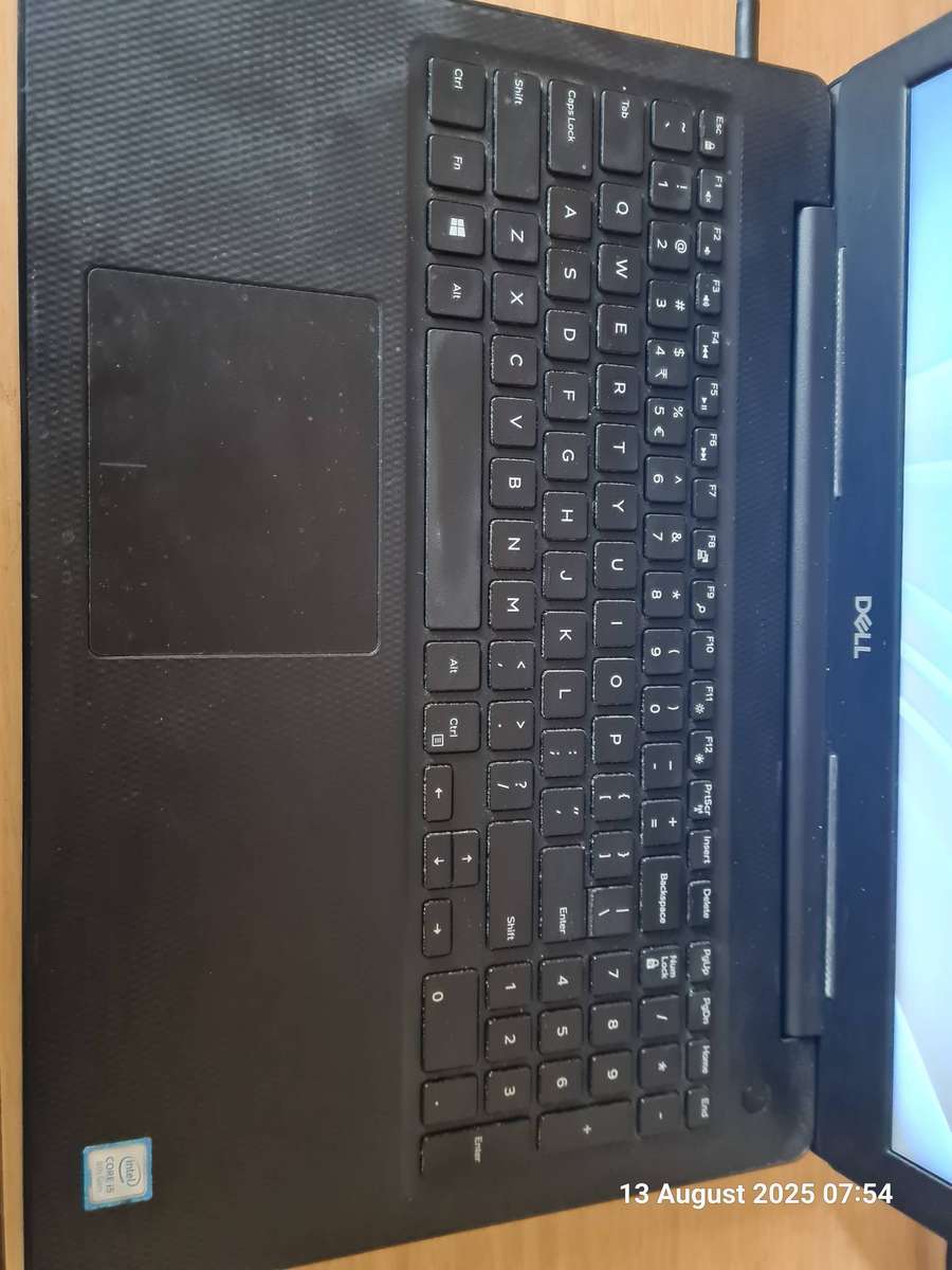 ***Late entry*** Dell Inspirion 15 - i5 8th gen, 8gb ram, 1TB HDD- Faulty battery