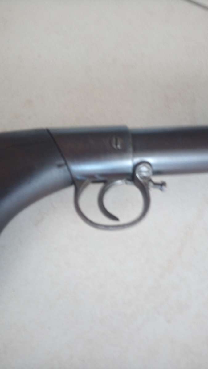 Air rifle