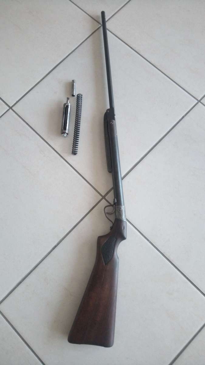 Air rifle