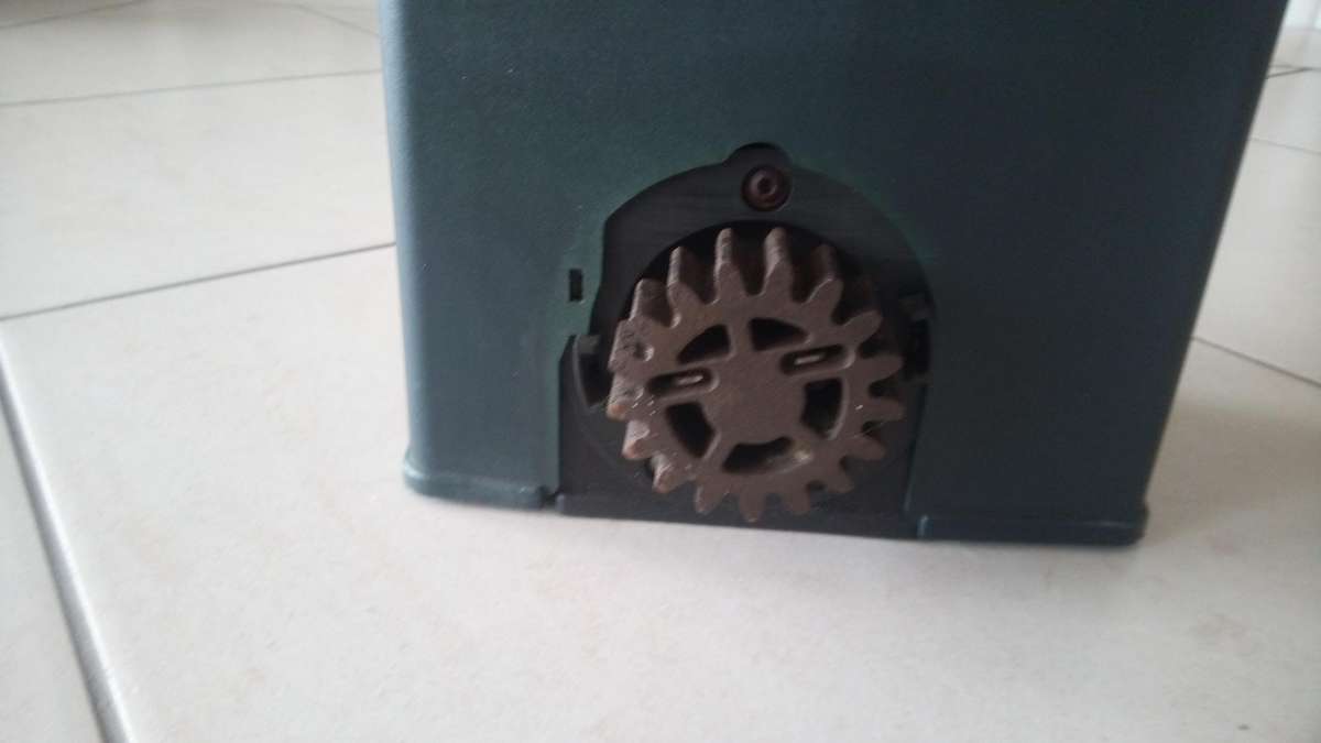 Centurion D2 gate motor