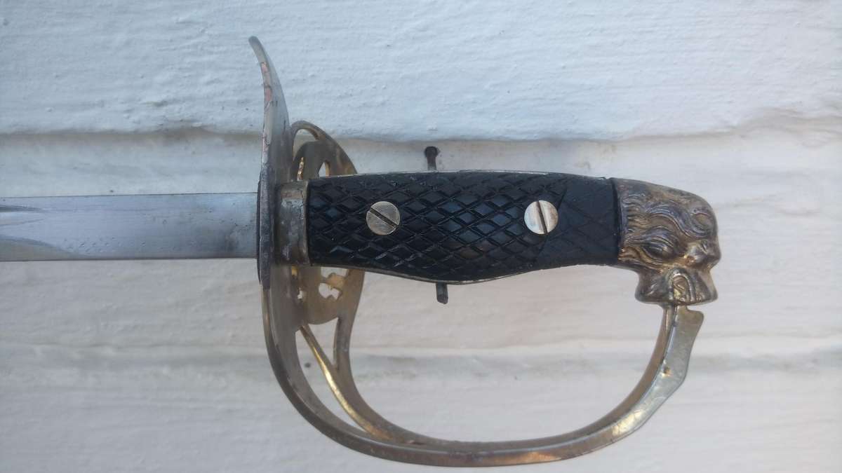 Sword Spanish officers lion head sword