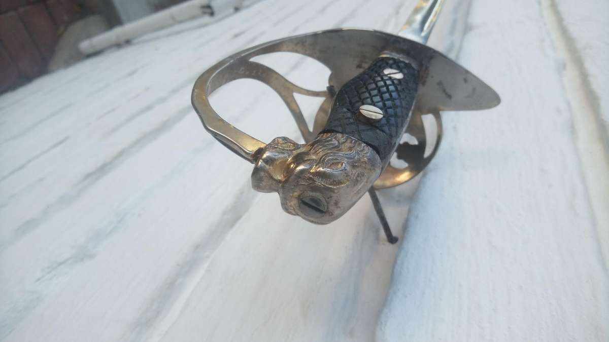 Sword Spanish officers lion head sword