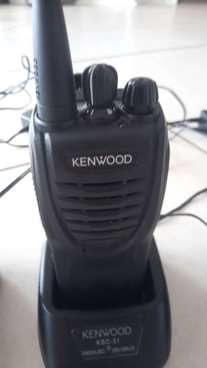 3xKenwood two way radios with chargers