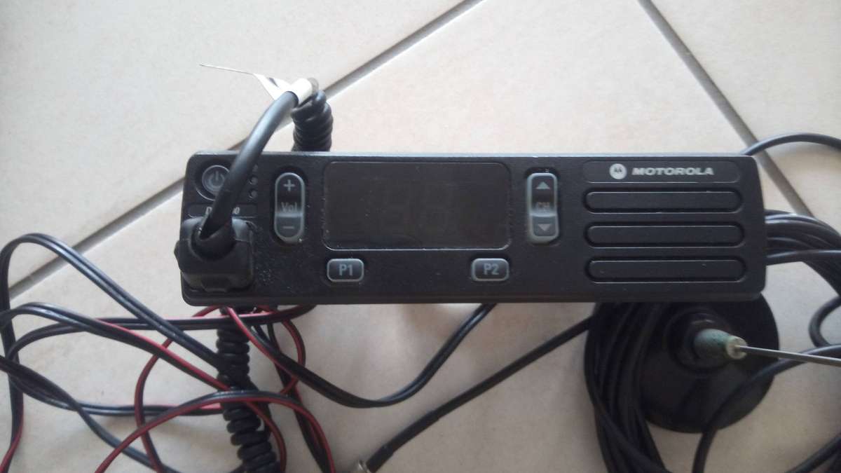 Motorola two way vehicle radio