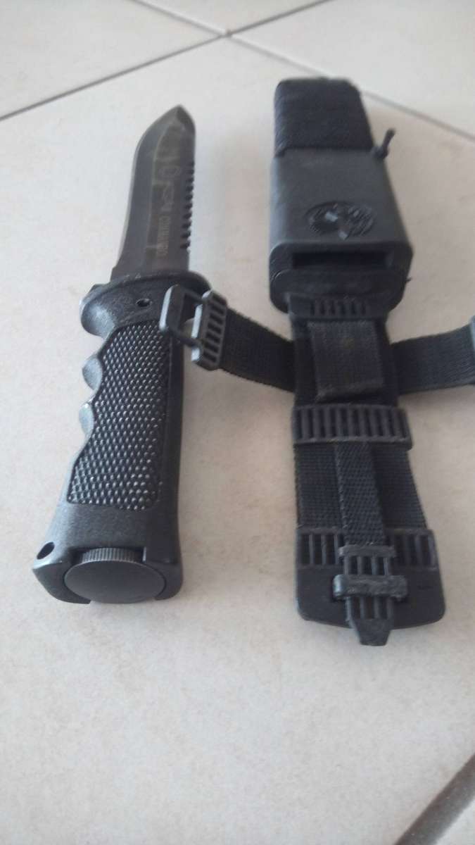 Spanish military knife