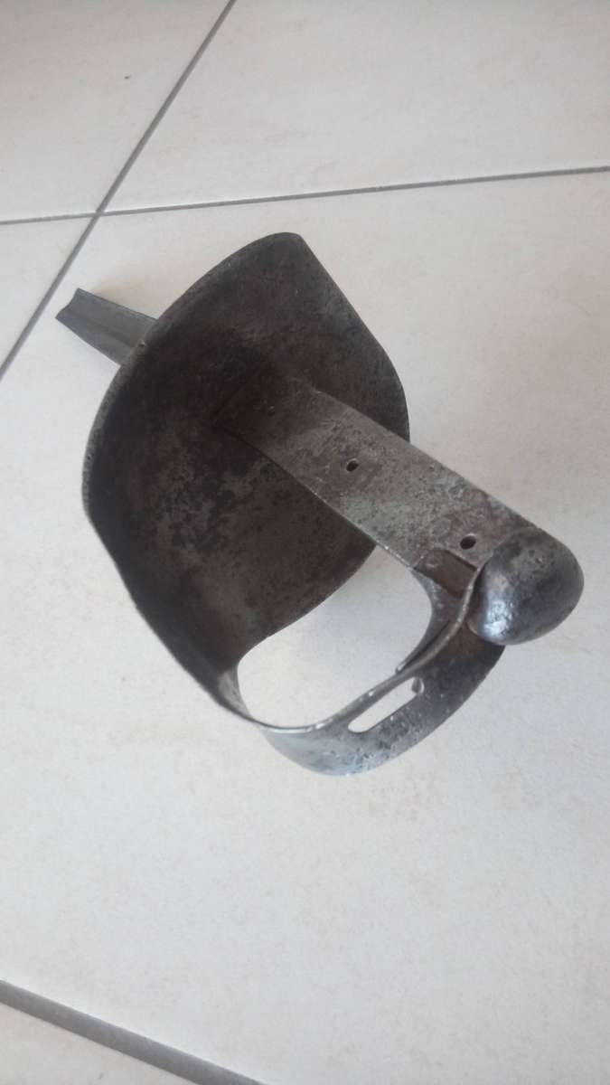 British broken sword