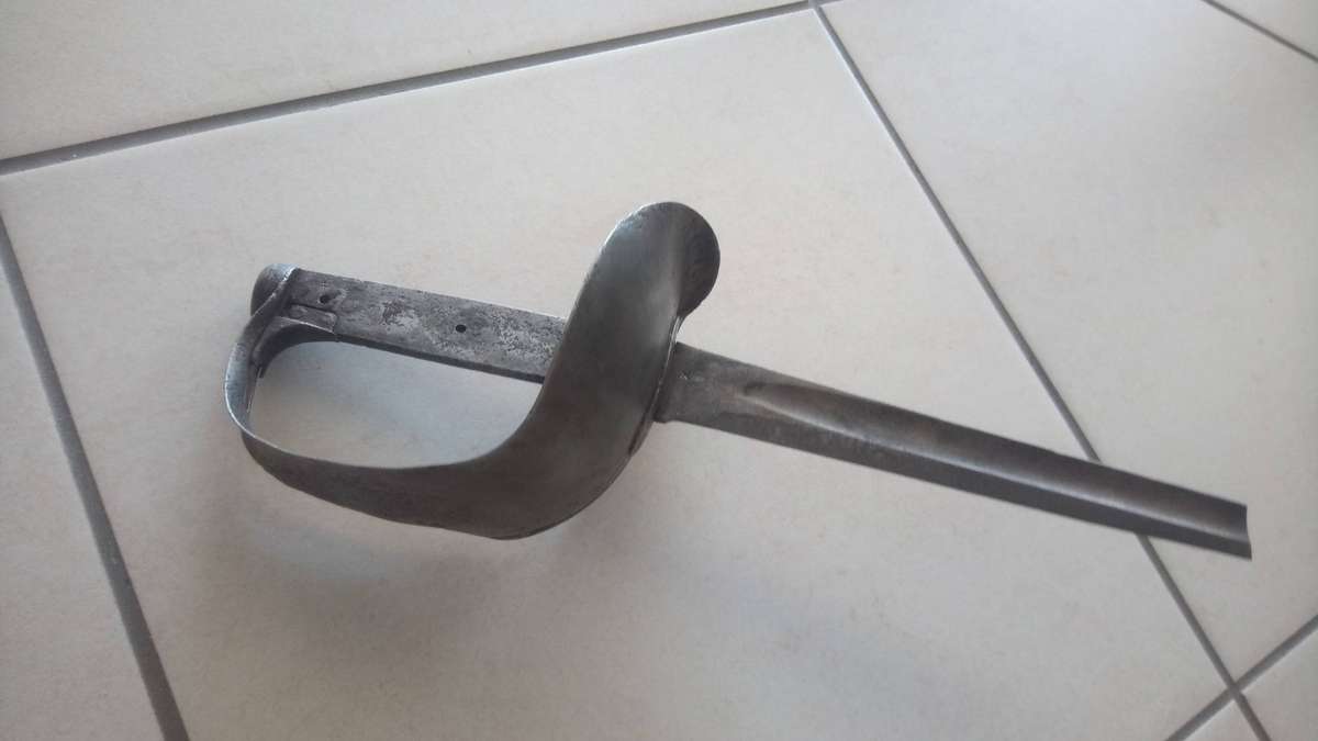 British broken sword