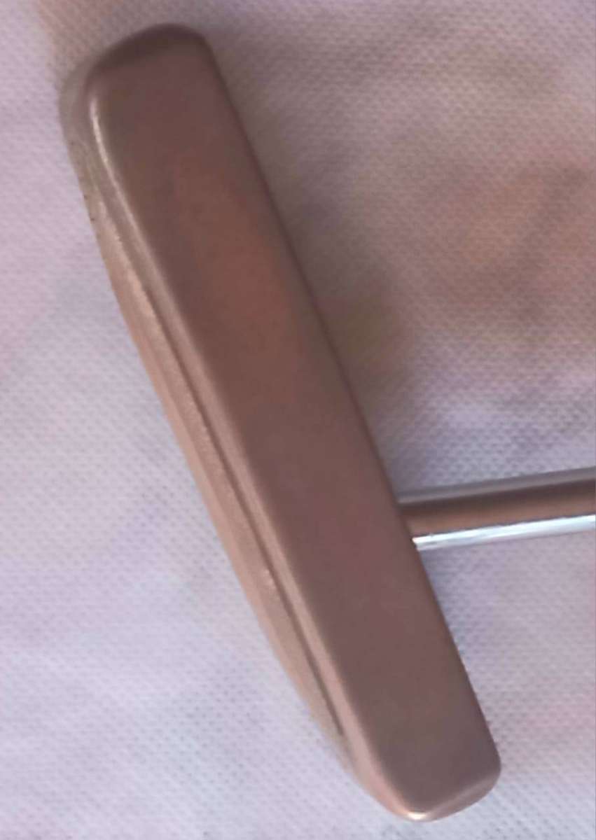 Rare Opportunity to Buy an Iconic 1-A Ping Putter - Making Ping Sound when Putting